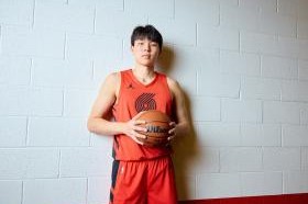 孟菲斯灰熊发布备战花絮，国际比赛日调整名单，英超任务艰巨，细节决定成败(休斯顿火箭vs孟菲斯灰熊)